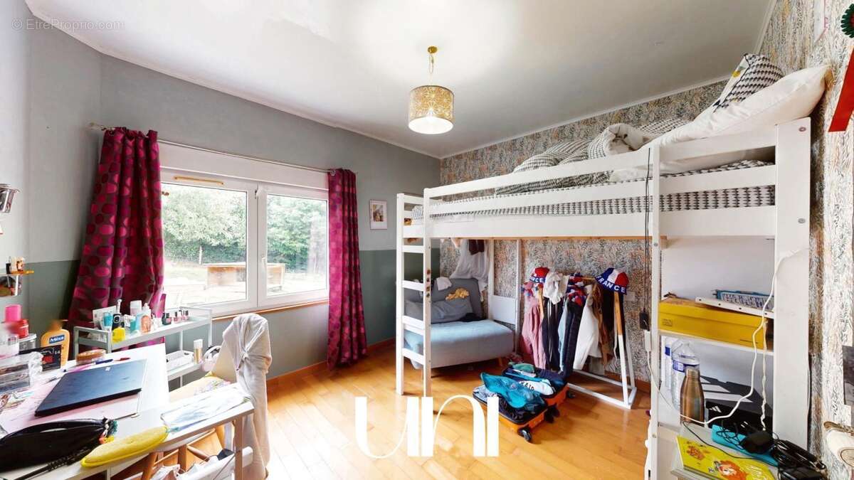 Maison 257 m² à Bonnemaison  - photo 13