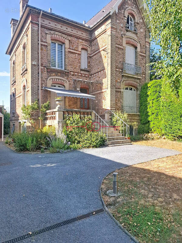 Meulière d'exception 190m² Châlons Madagascar Haut de gamme - photo 16