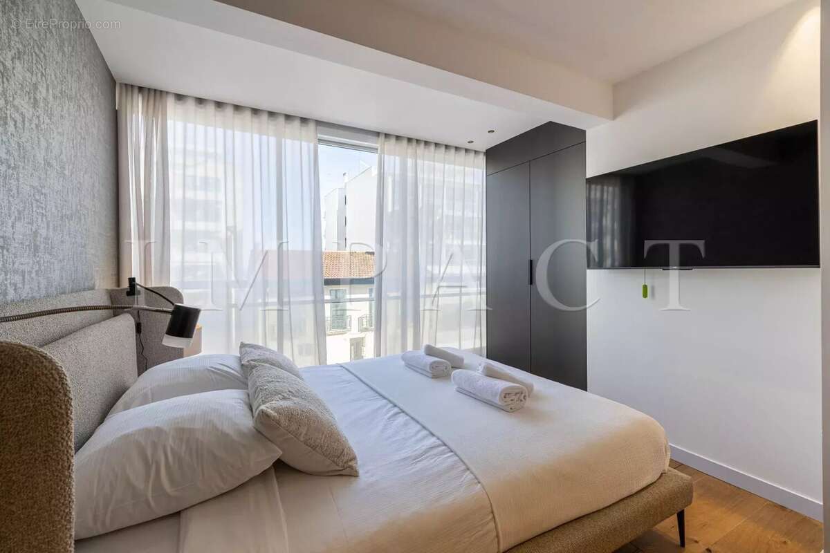 Cannes croisette appartement a vendre - photo 9