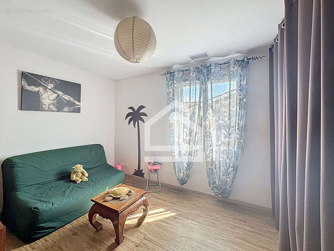 Maison à LE HAILLAN