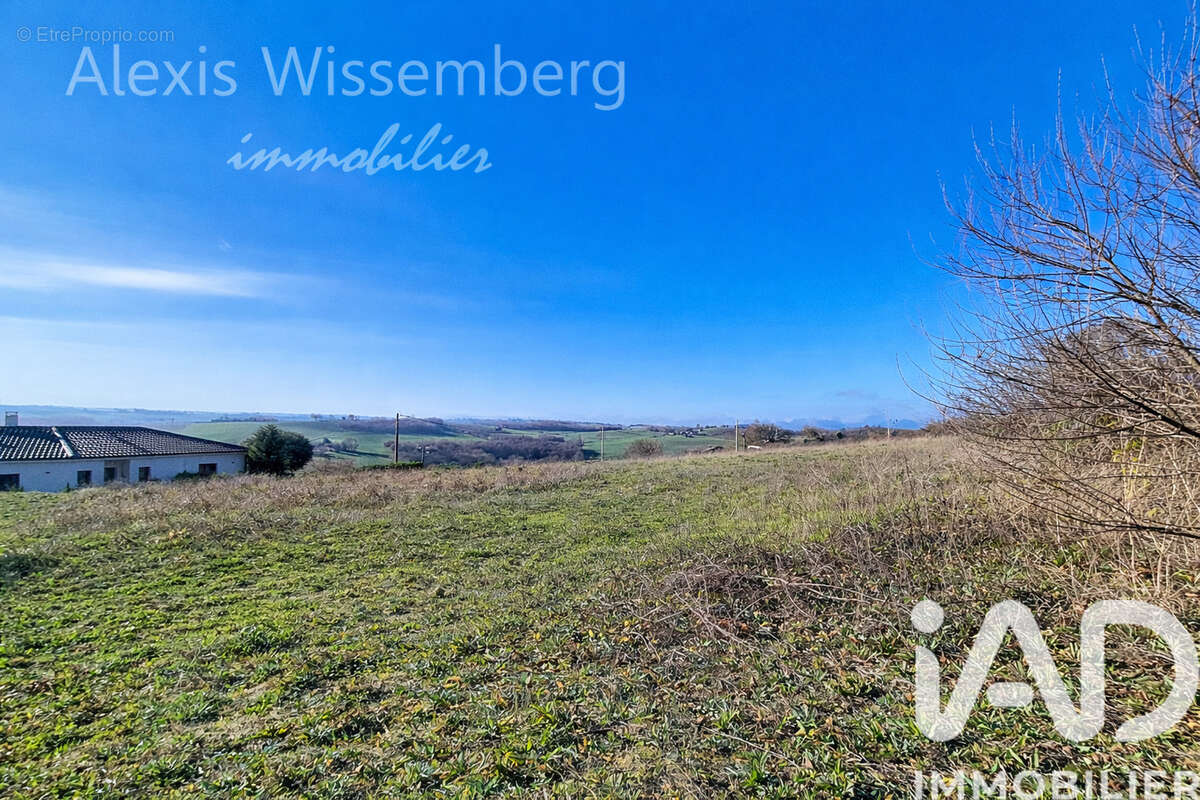 Photo 2 - Terrain à FREGOUVILLE