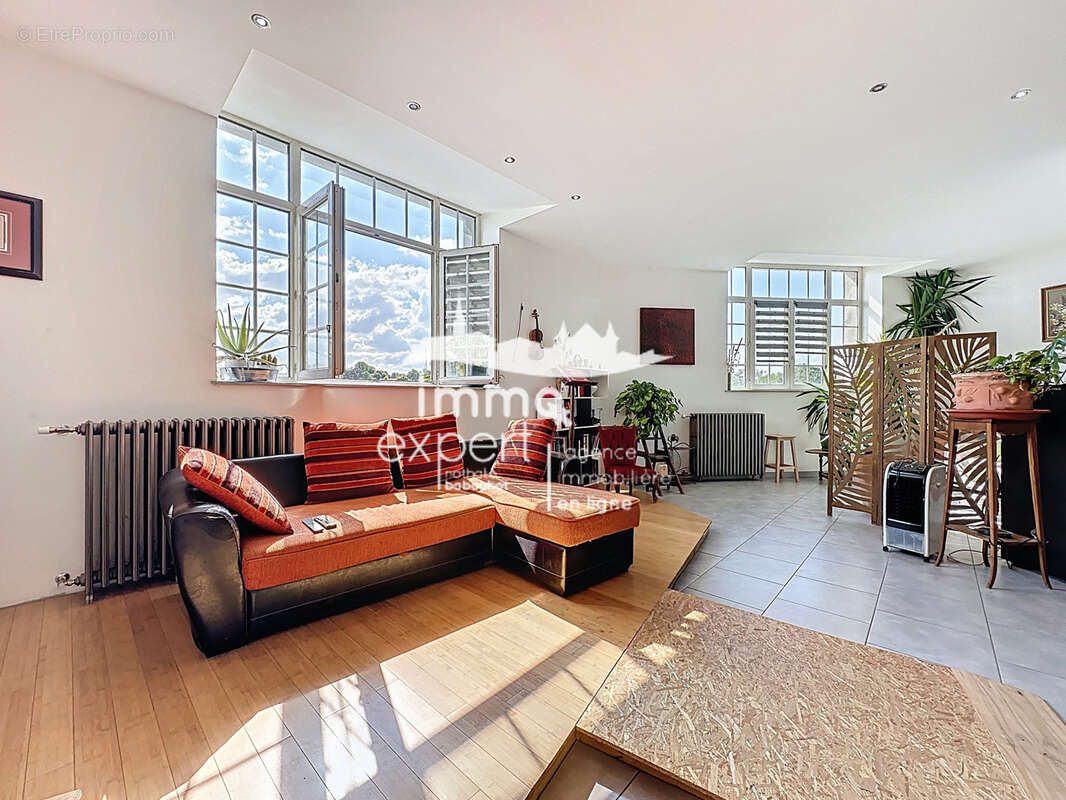 Appartement à MIRECOURT