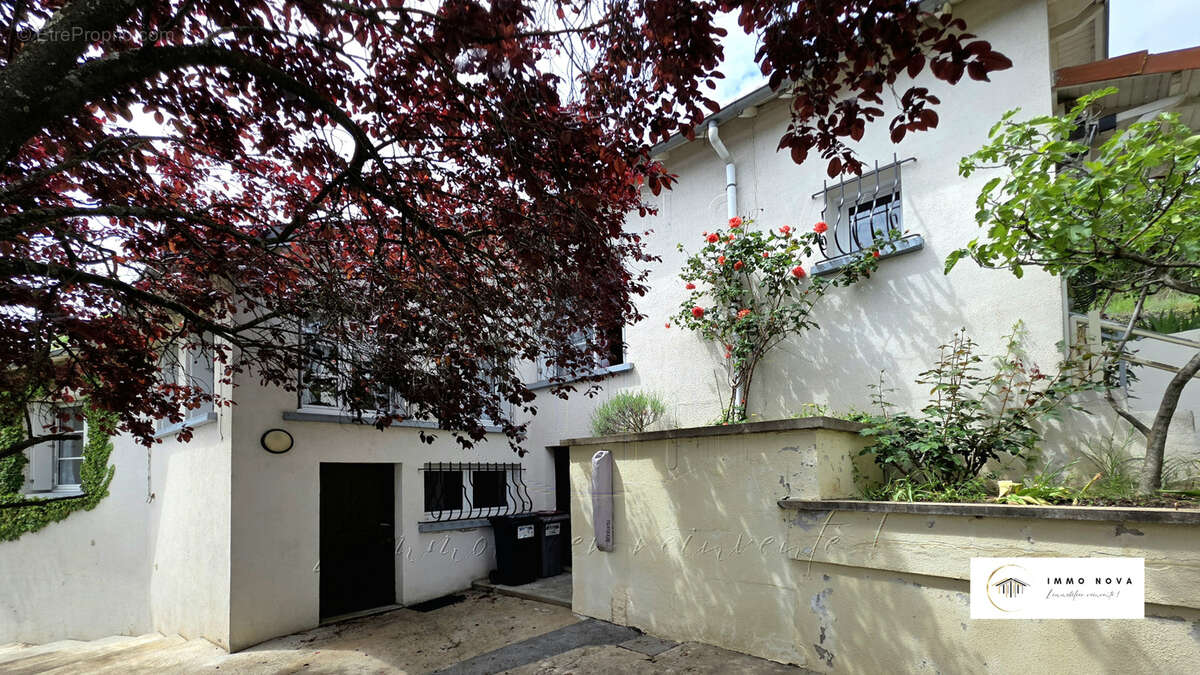 Maison à CHARBONNIER-LES-MINES