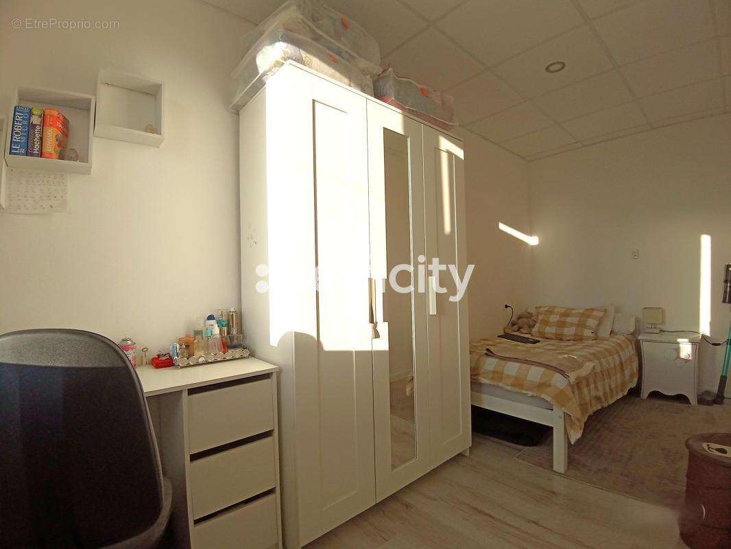 Appartement à LE PONTET