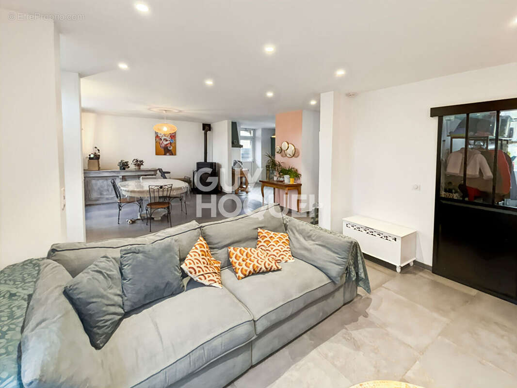 Maison à LIVERDY-EN-BRIE