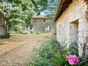 Maison à SAINT-COUTANT