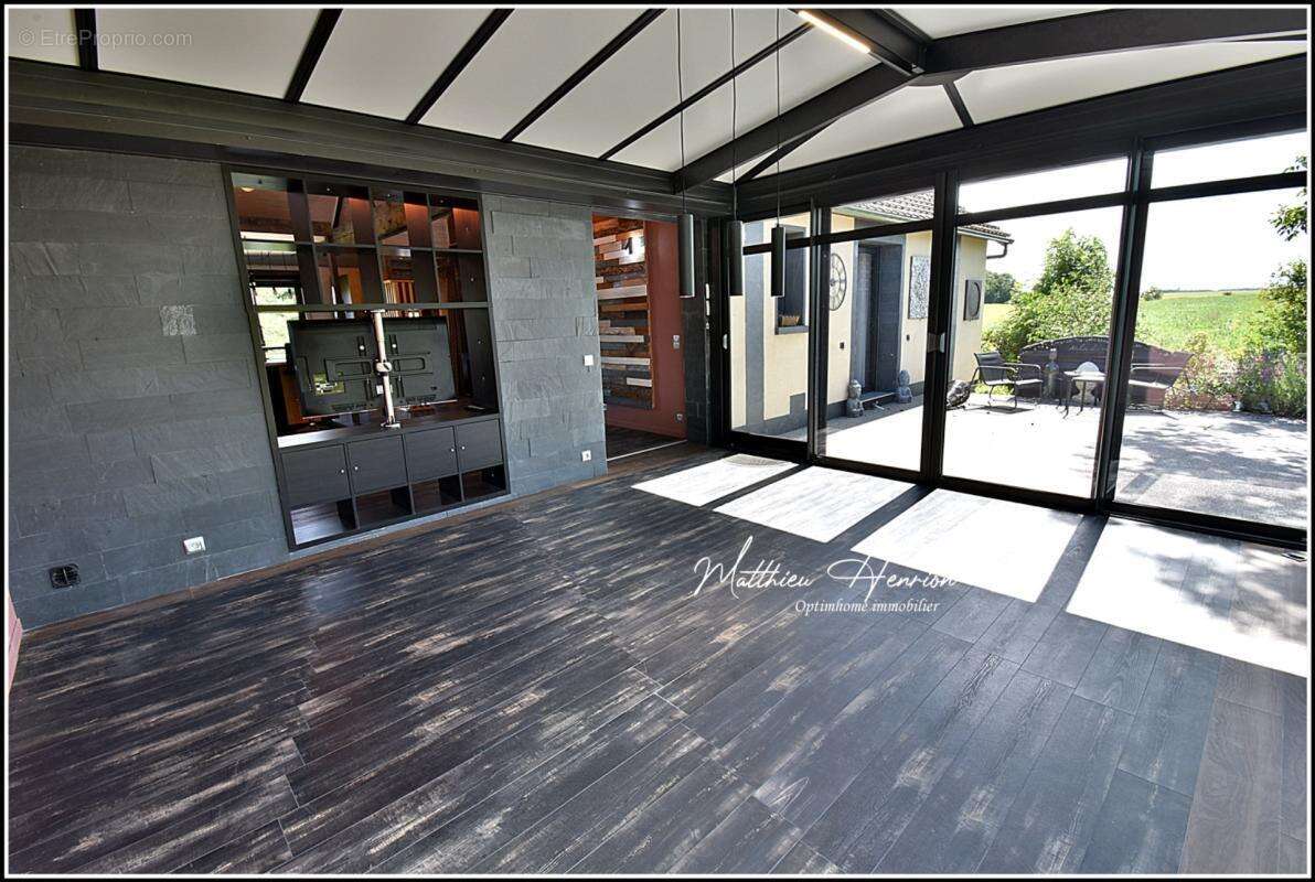 Maison sur sous-sol, véranda, 4 chambres, 2 dressing, 2 salles de bains, DPE D - photo 3