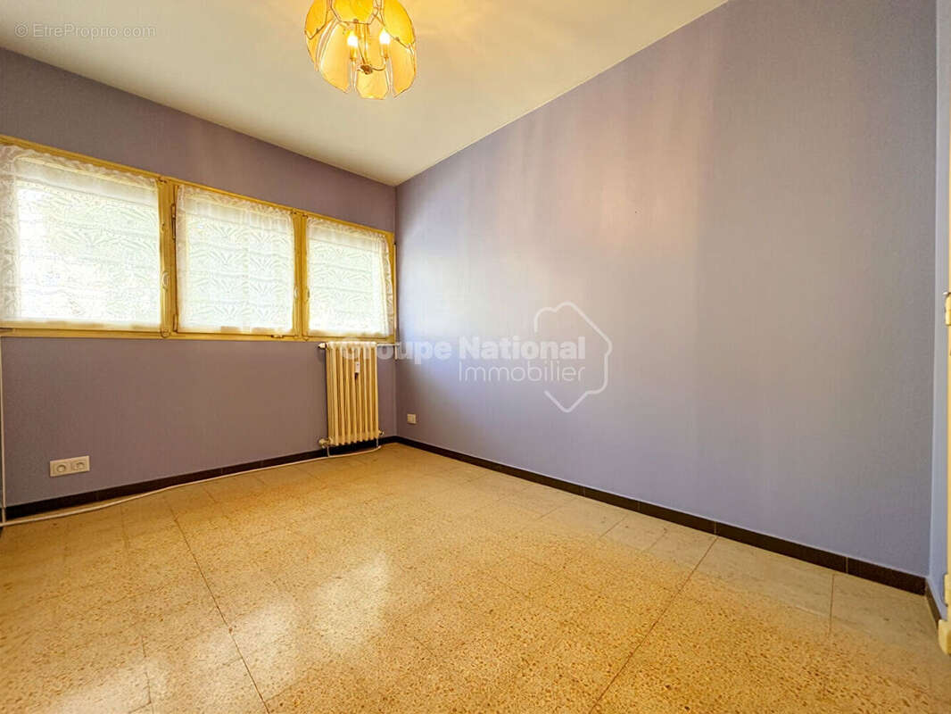 Appartement à SALON-DE-PROVENCE