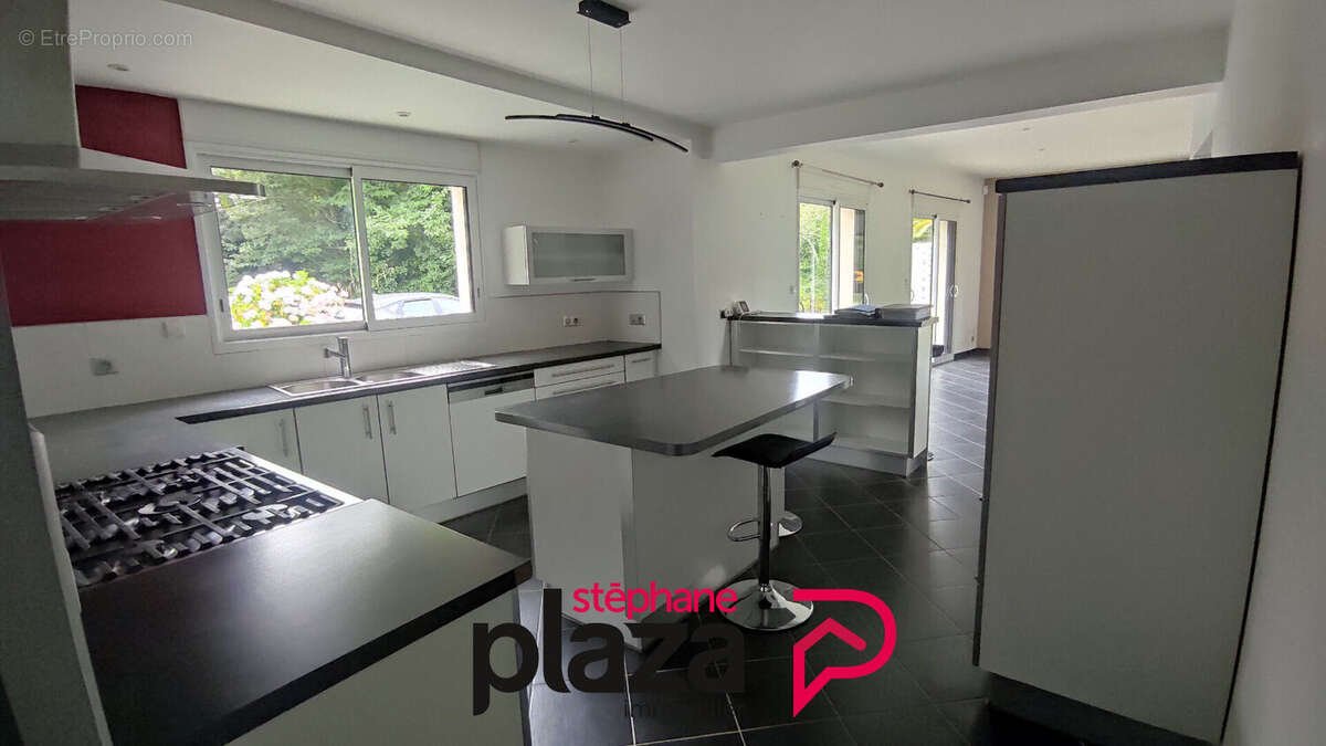 Maison à POULDREUZIC