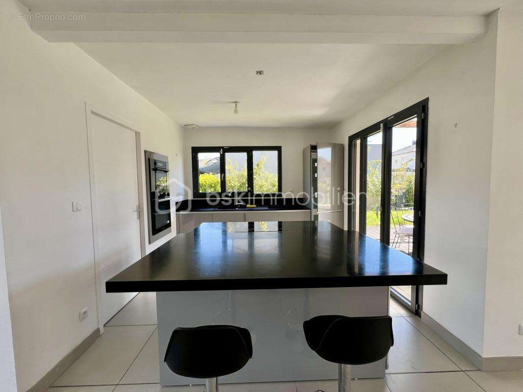 Bezannes Maison indépendante et récente de 153 m2 type 6 avec jardin - photo 5