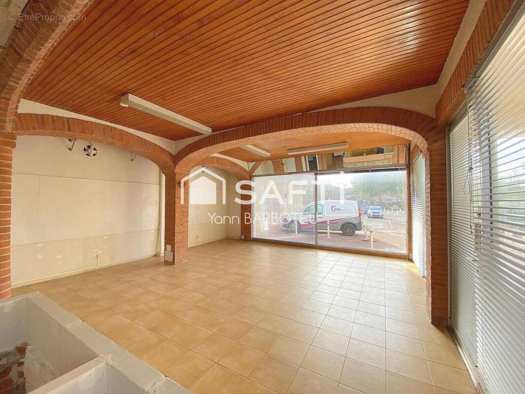 Photo 5 - Commerce à SAINT-CYPRIEN