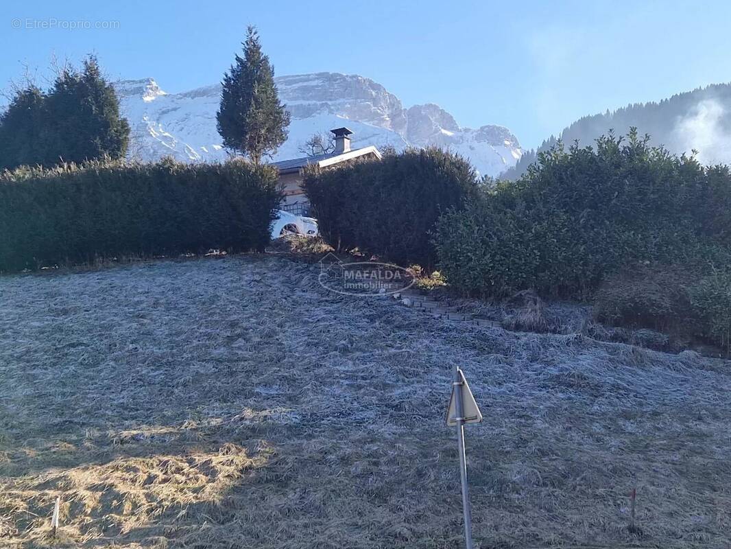 Terrain à MONT-SAXONNEX