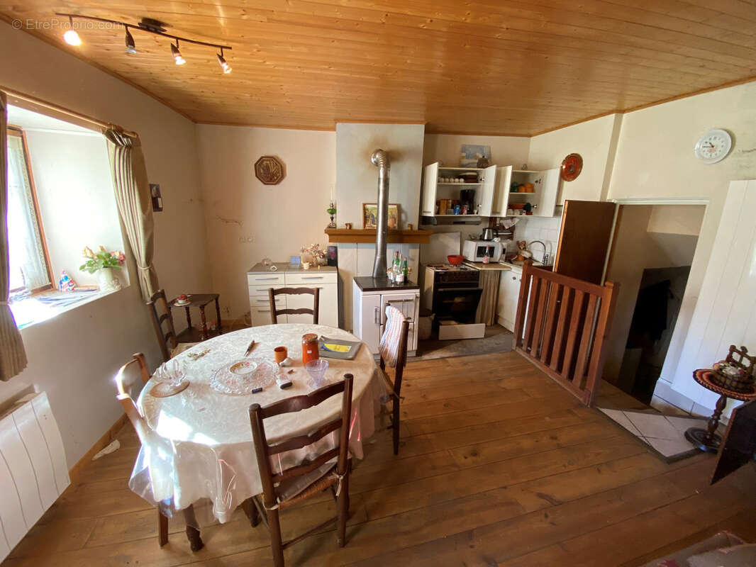 Maison à LES CHAVANNES-EN-MAURIENNE