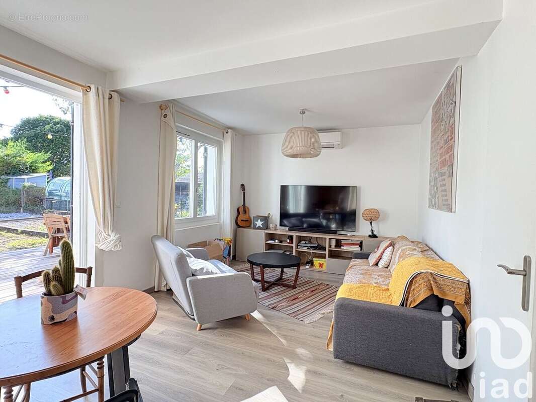 Photo 5 - Maison à BASSENS