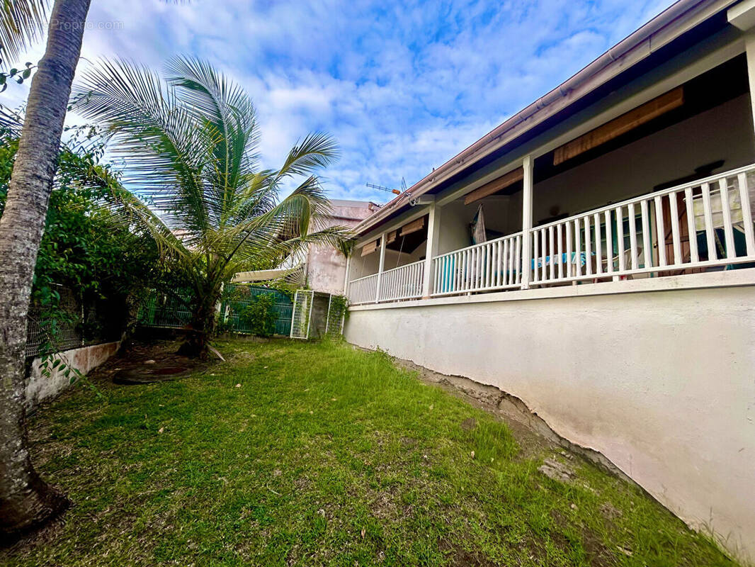 Appartement à SAINTE-ANNE