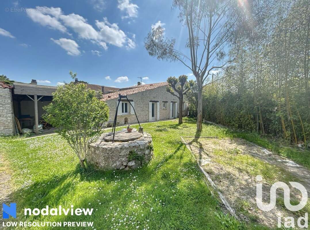 Photo 2 - Maison à SAINT-JUST-LUZAC