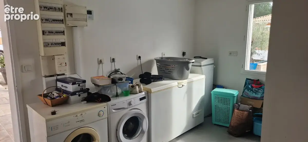 belle maison P.P avec garage double, Piscine, terrasses et jardin clos - photo 18