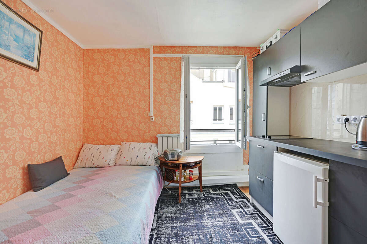 Appartement à PARIS-10E