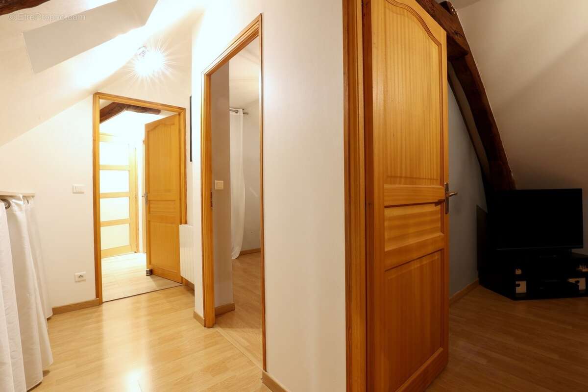 VERZY (51)Maison à vendre type 4 de 105 m² avec Garage - photo 12