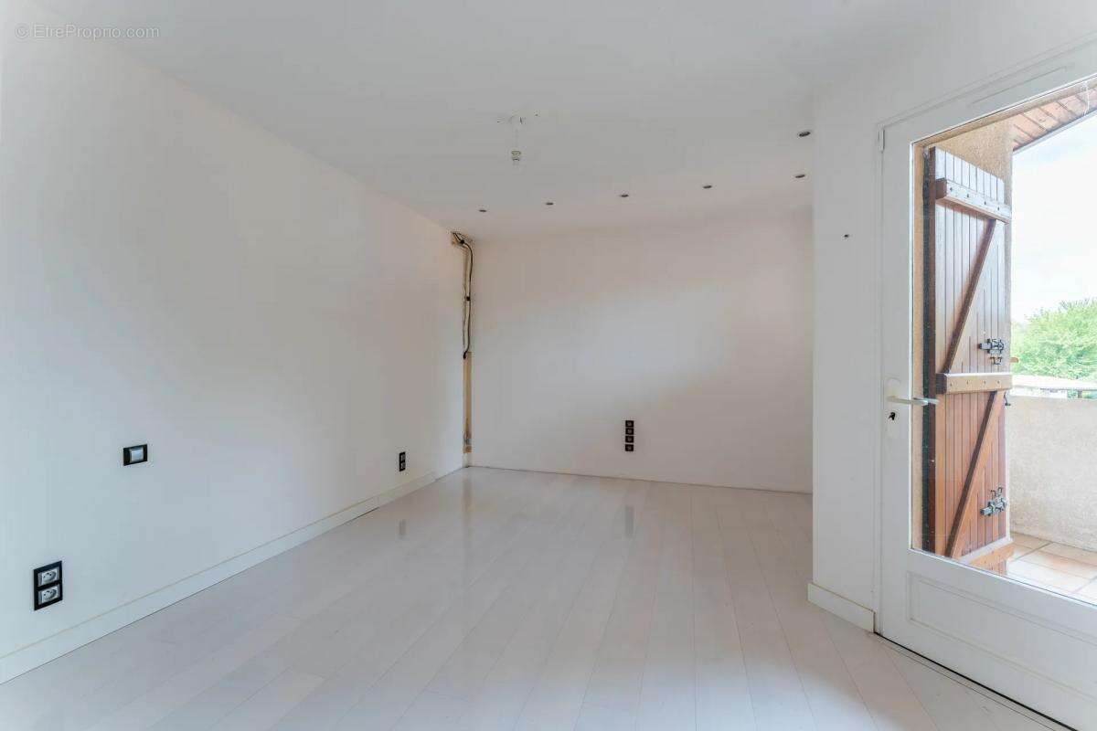 Maison à SAINT-MEDARD-EN-JALLES