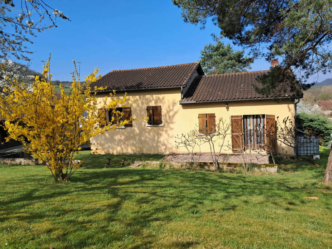 Maison à SAINT-CERE