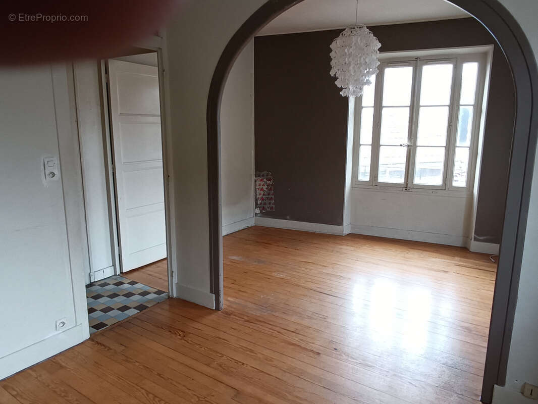 Appartement à SAINT-EGREVE