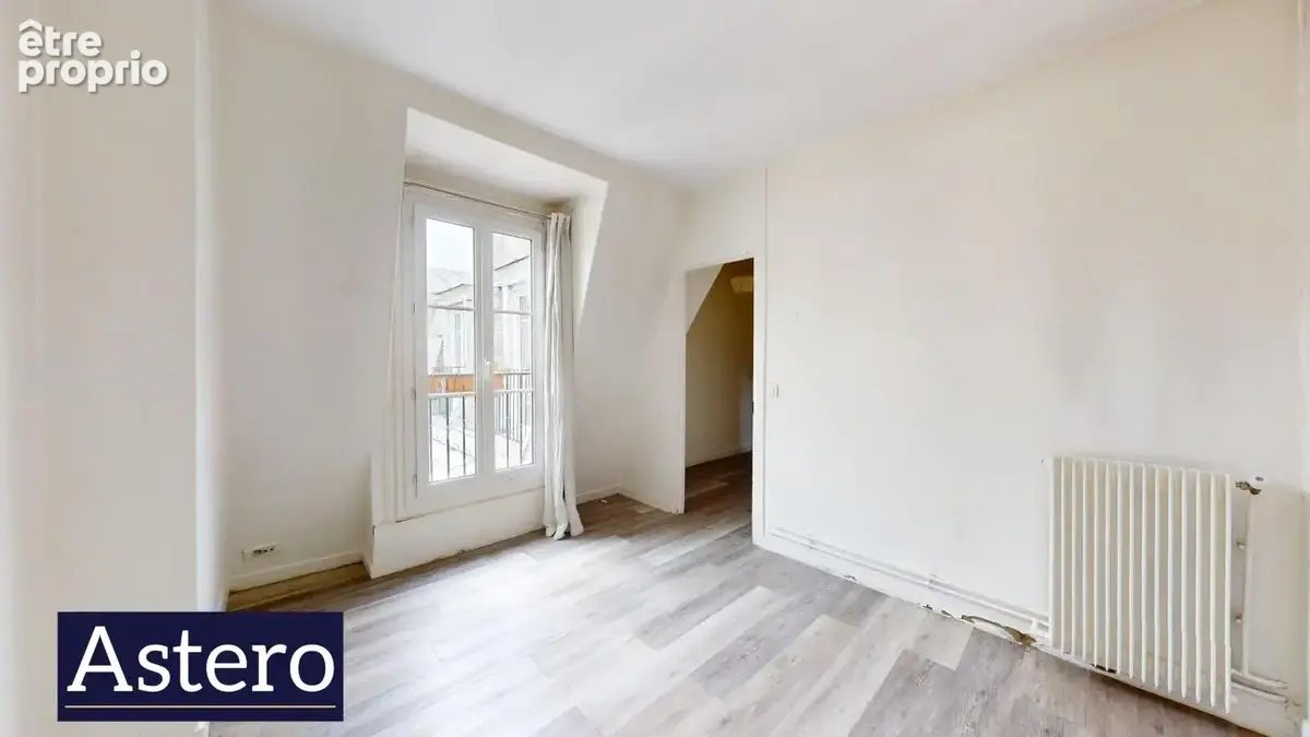 Appartement à PARIS-4E