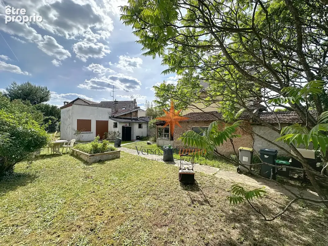 Maison à CHAMPS-SUR-MARNE