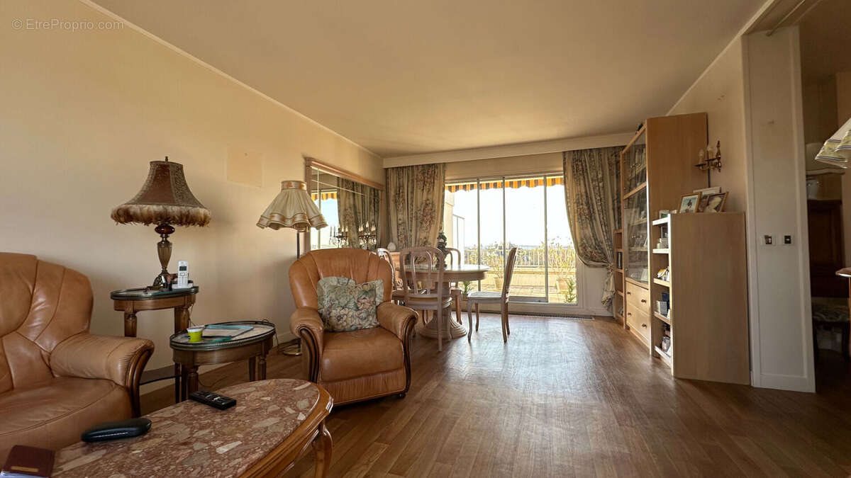 Appartement à COMPIEGNE