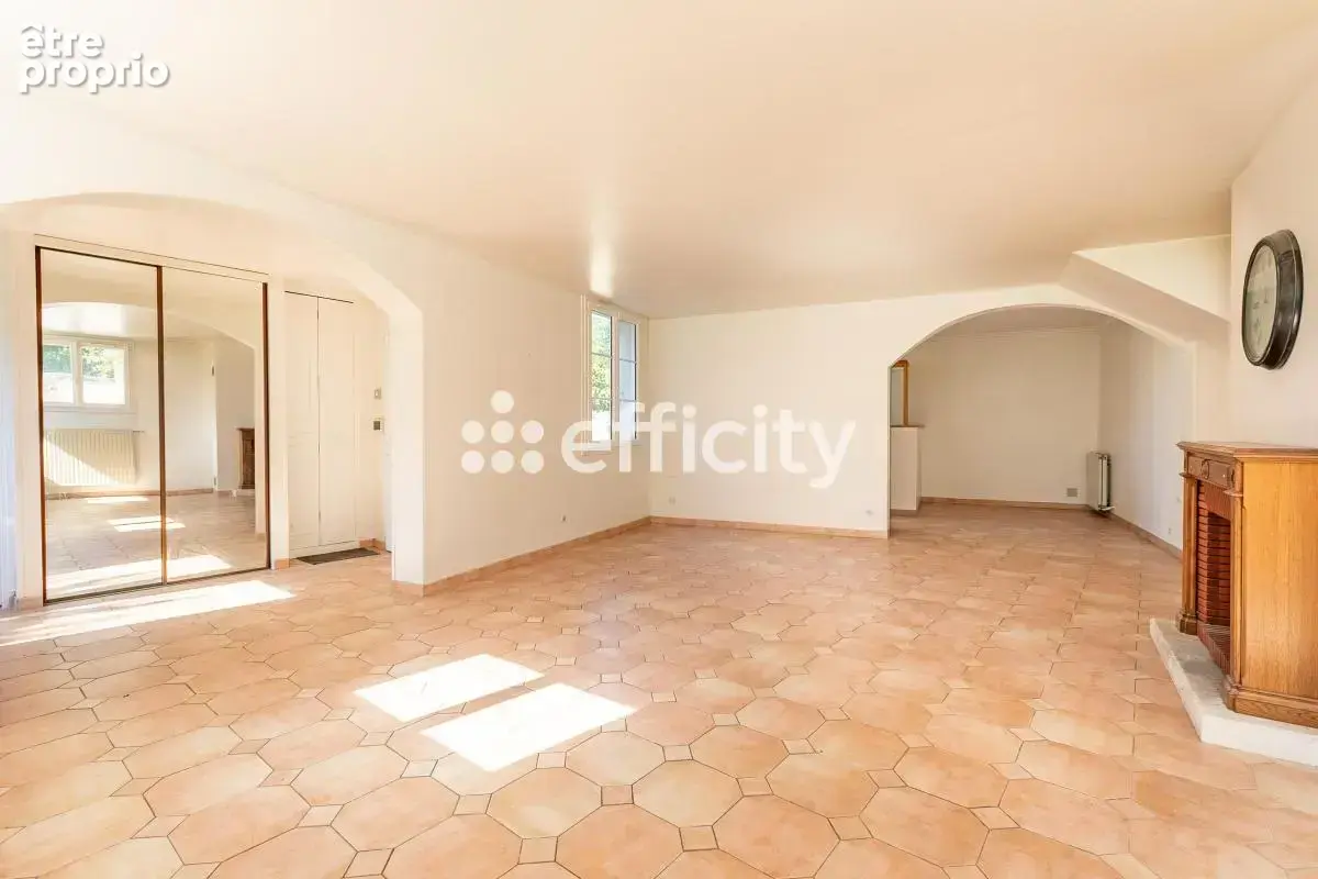 Maison 7 pièces 155 m² à vendre à Senlis (60300) - photo 4