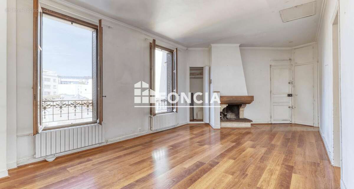 Appartement à ISSY-LES-MOULINEAUX