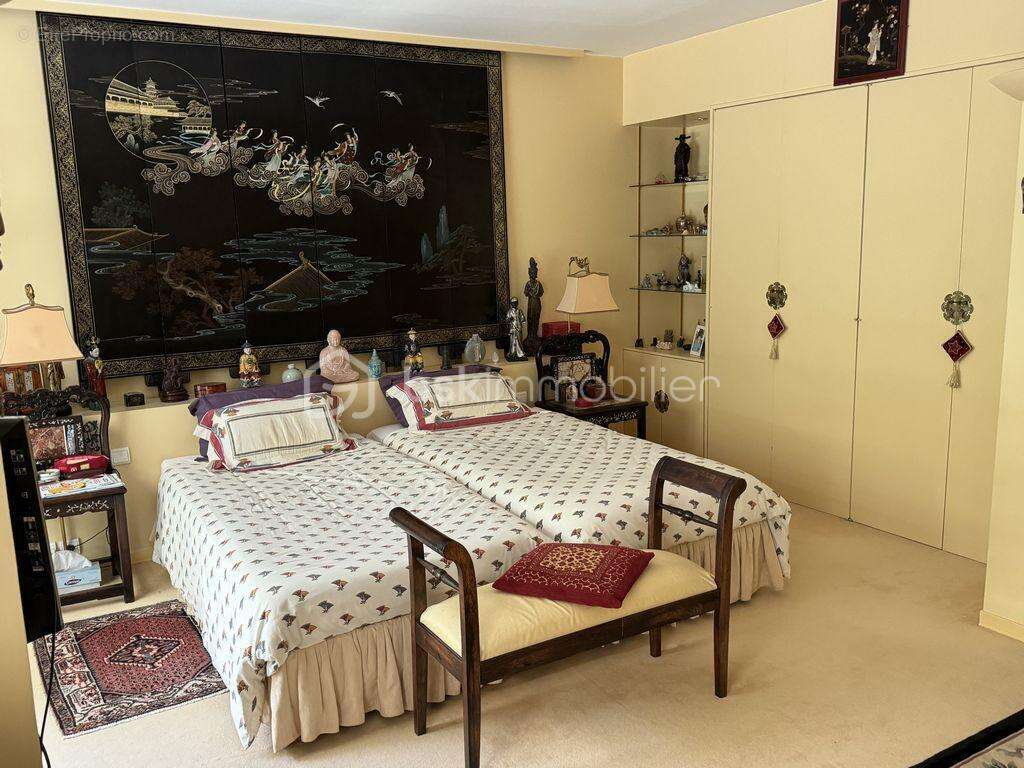 Appartement à LE CHESNAY