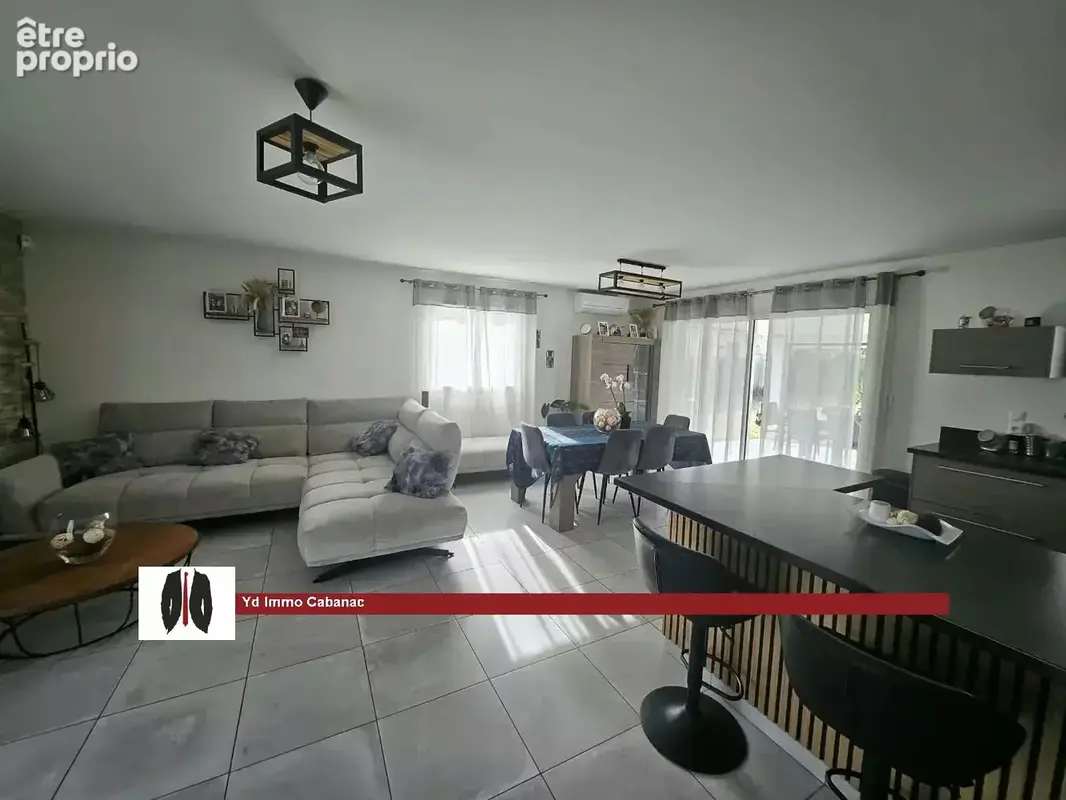 Maison 4 chambres et bureau avec piscine et grand terrain - photo 7