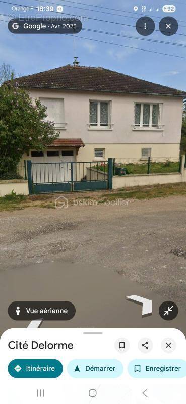 Maison à AUGY