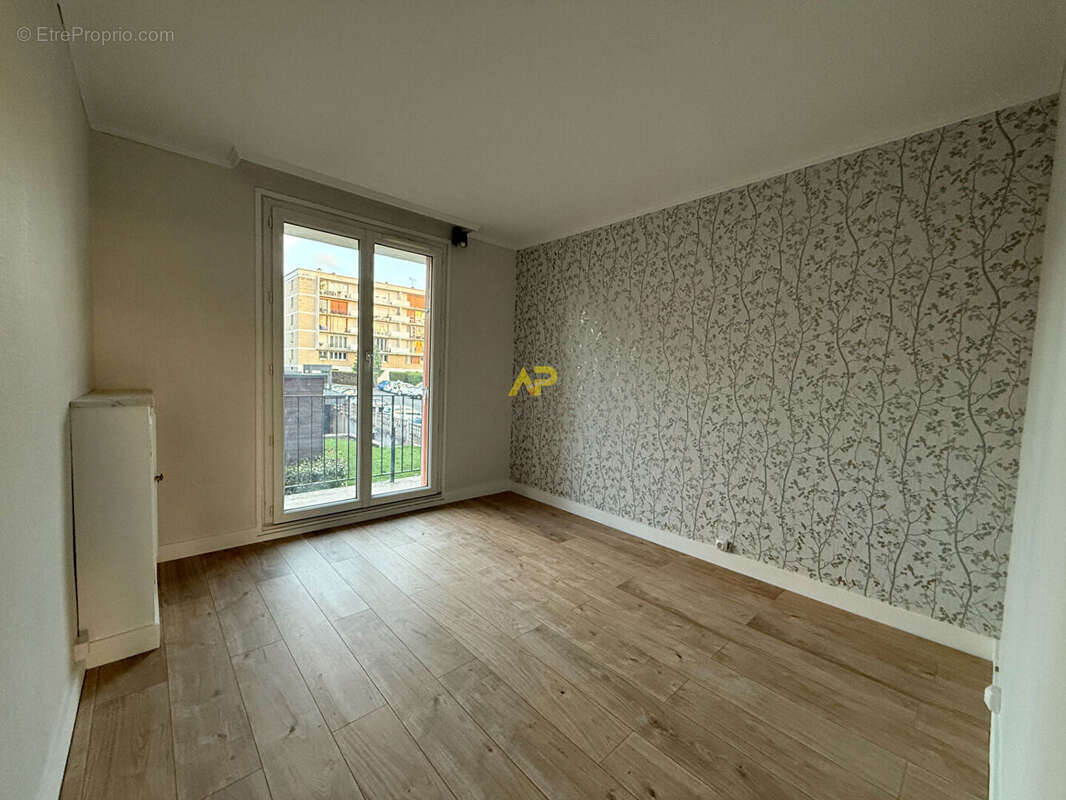 Appartement à LA FRETTE-SUR-SEINE