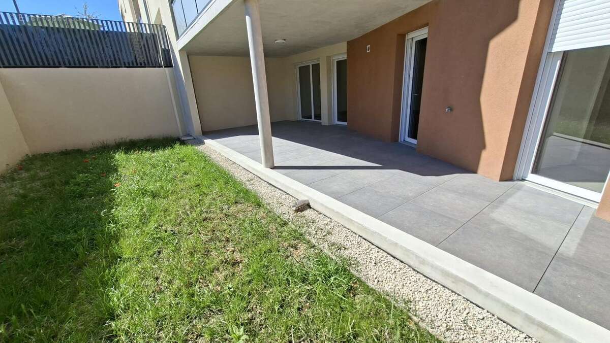 Appartement à MORIERES-LES-AVIGNON
