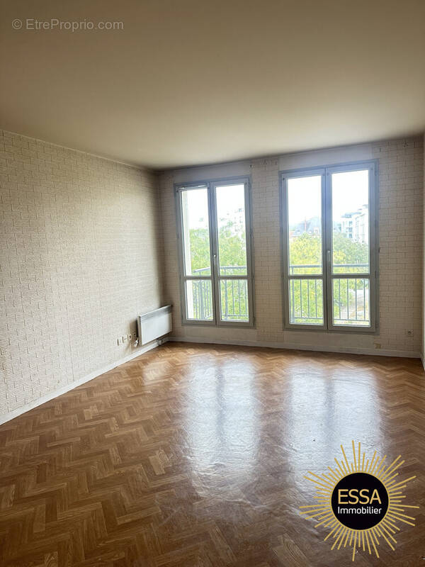 Appartement à MANTES-LA-JOLIE