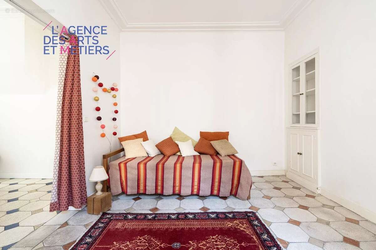Appartement à PARIS-3E
