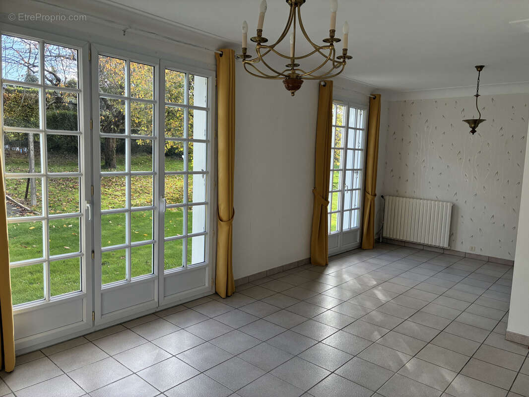 Maison Indépendante 6 pièces ! - photo 2