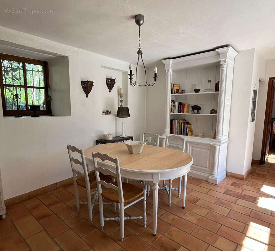 Maison à GRIGNAN