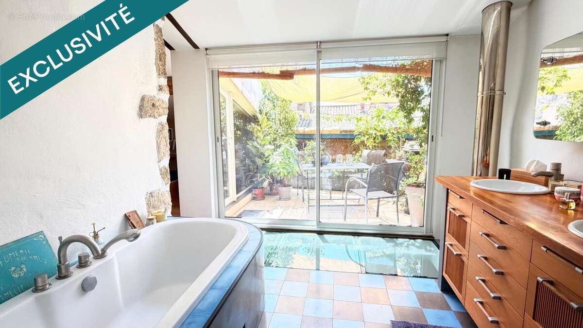 Maison 125 m² à Cucuron  - photo 7