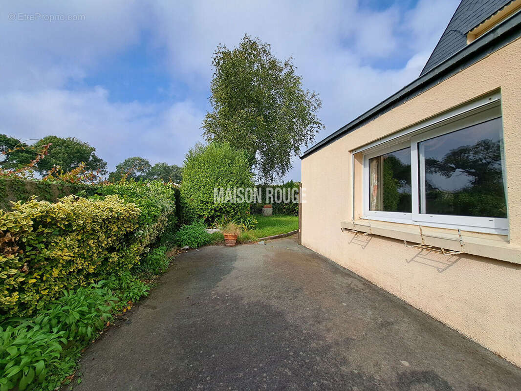Maison à LEZARDRIEUX
