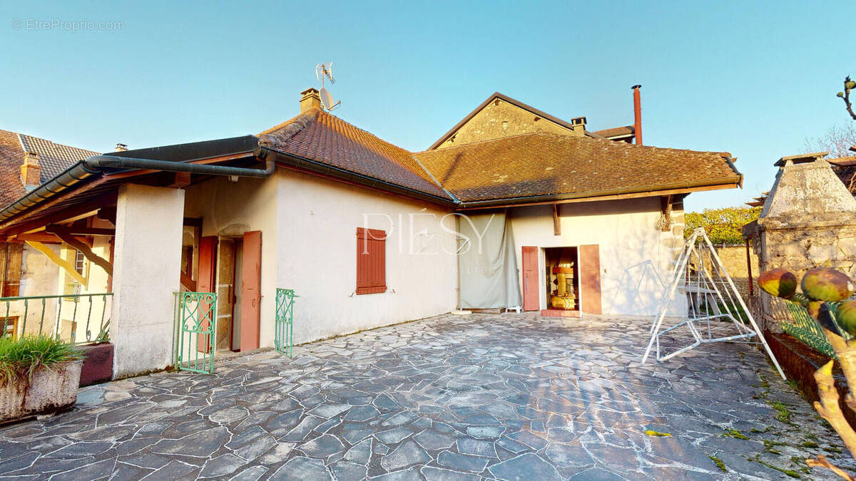 Maison à CHAUMONT