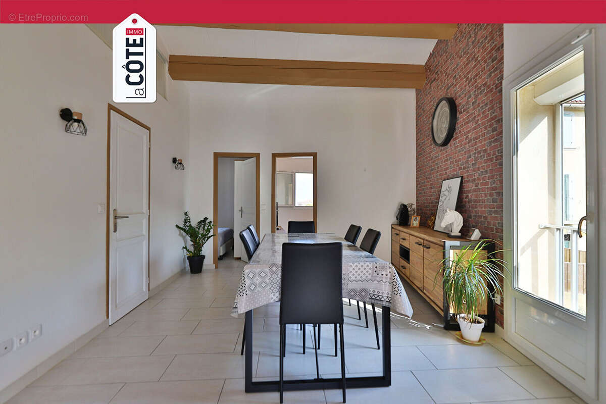 Maison à CHATEAUNEUF-LES-MARTIGUES