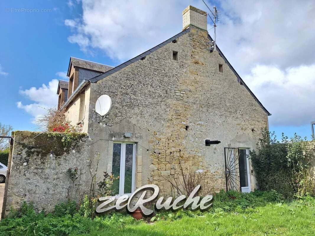 Maison à SAINT-VIGOR-LE-GRAND