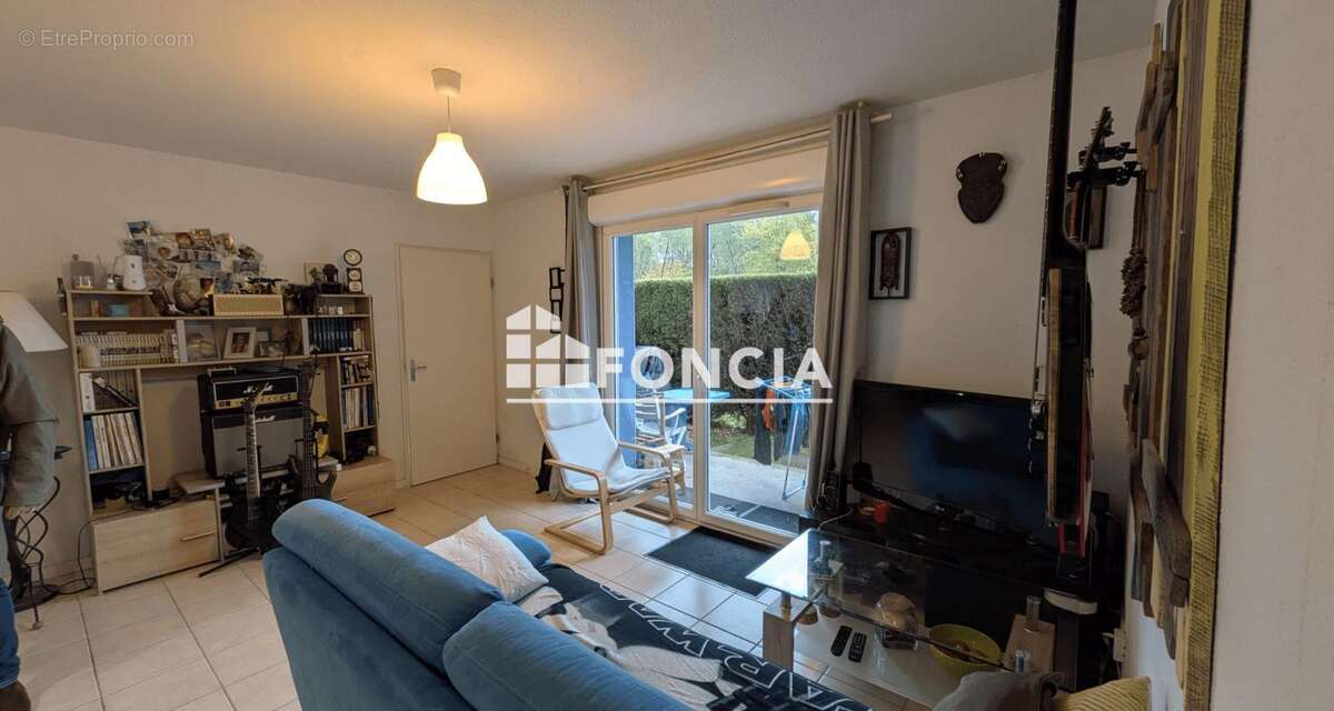 Appartement à SAINT-ASTIER