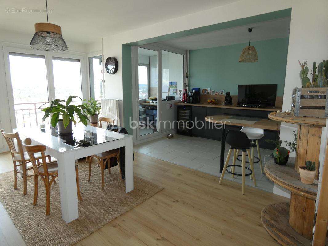 Appartement à VILLARS
