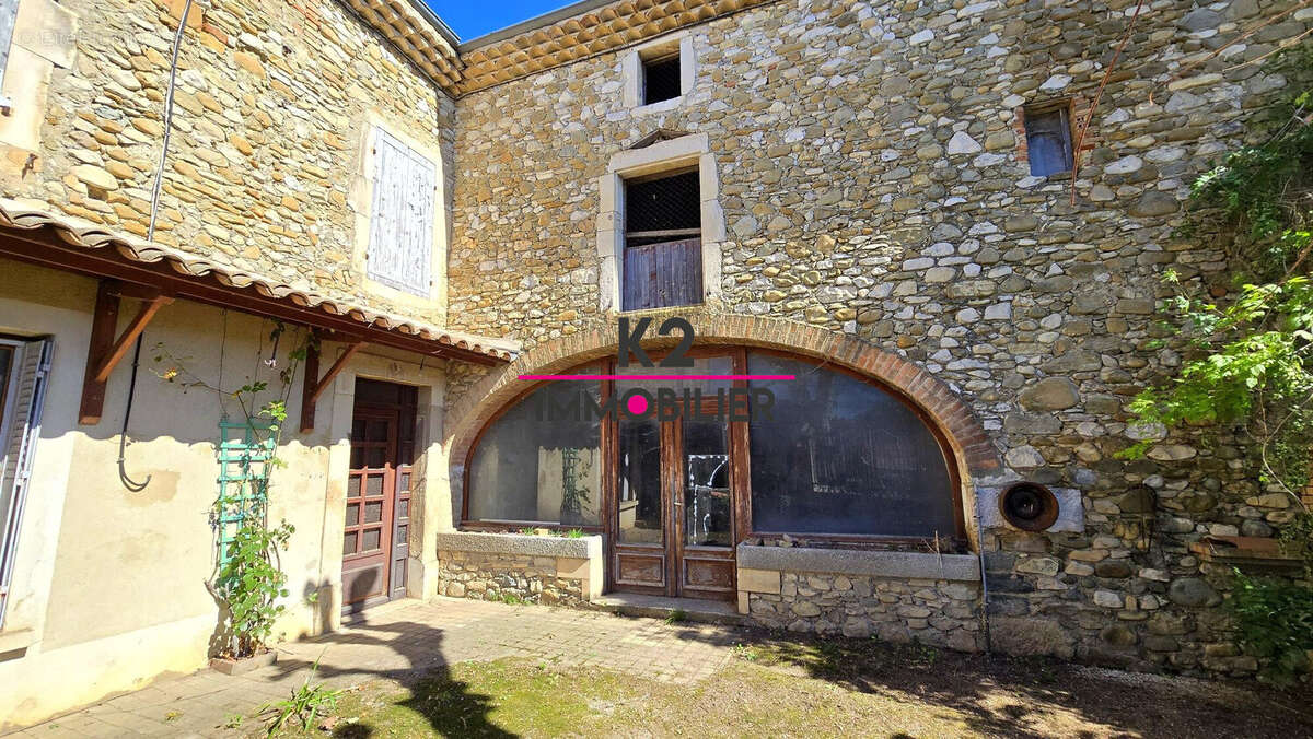 Maison à CLEON-D'ANDRAN