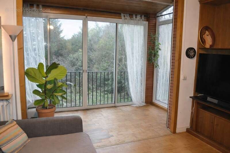 Maison à LE PLESSIS-ROBINSON