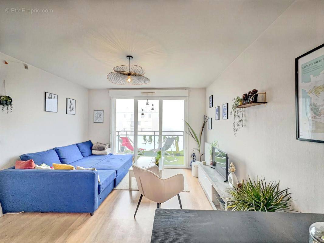 Appartement à CHENOVE
